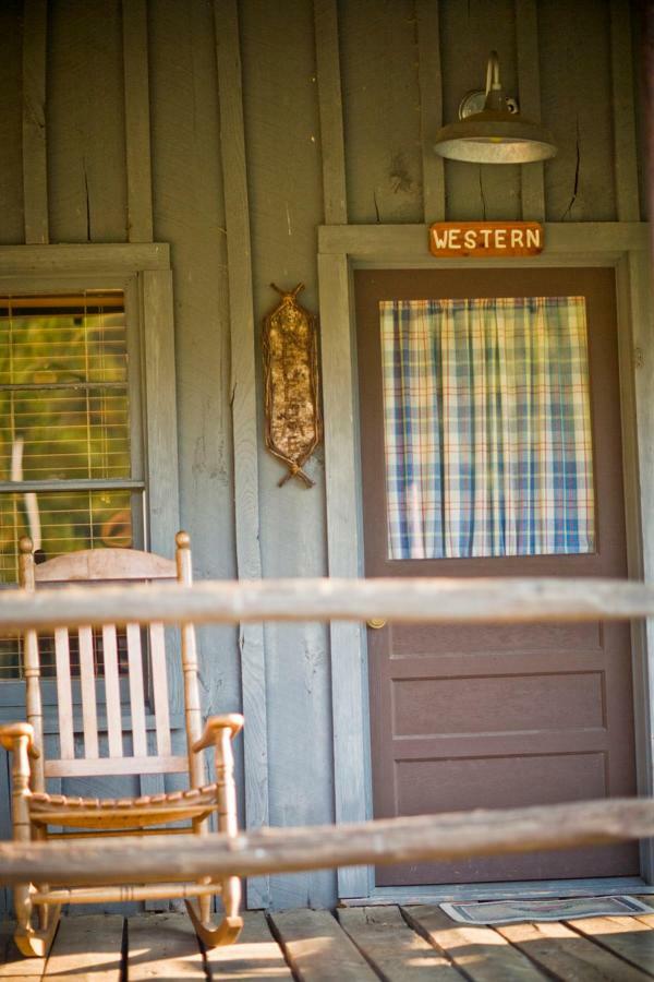 Farm stay Panther Valley Ranch Morning Star